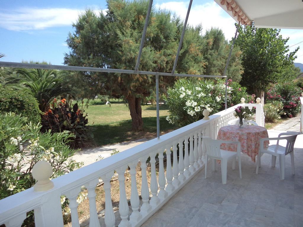 Lithakia  Renesis Studios חדר תמונה